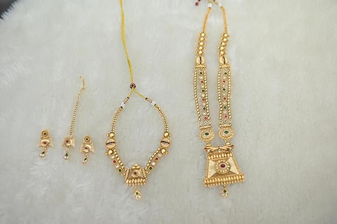 Ethnic Antique Gold Plated Temple Jewelry Set for Women – Long Necklace, Choker, Earrings & Maang Tikka – South Indian Style